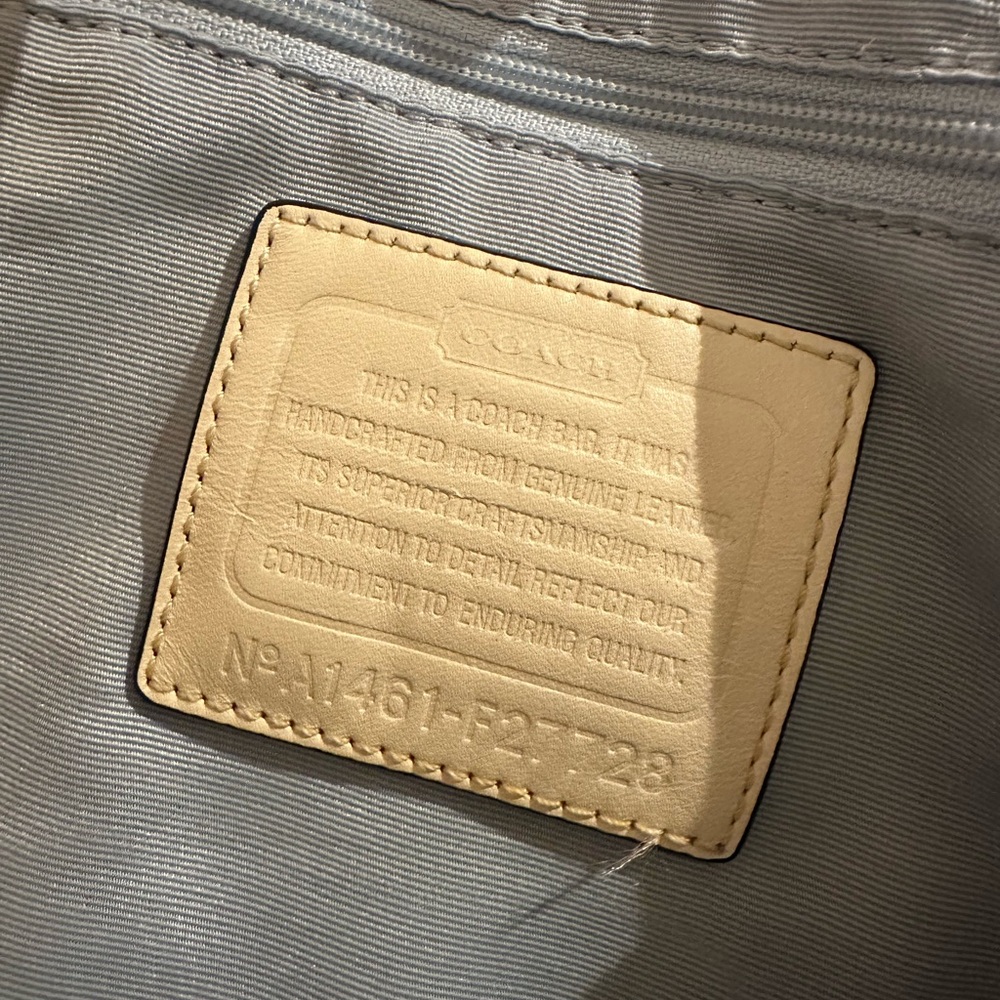 Coach Hobo Bag - Picture 9 of 9